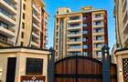 4 Bed Apartment with En Suite at Greenwood Drive - 2