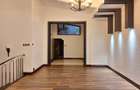 6 Bed House with En Suite in Kyuna - 8
