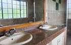 5 Bed Townhouse with En Suite in Westlands Area - 9
