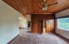5 Bed House with En Suite in Nyari - 3
