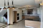 5 Bed Townhouse with En Suite in Kitisuru - 10