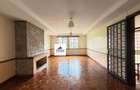 5 Bed House with En Suite in Runda - 2