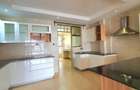 2 Bed Apartment with En Suite at Othaya Road - 5