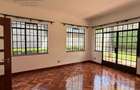 5 Bed Townhouse with En Suite at Lavington - 9