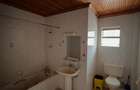 4 Bed Townhouse with En Suite at Valley Arcade - 7