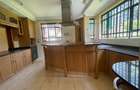 5 Bed Townhouse with En Suite in Lavington - 4