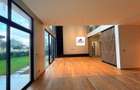 4 Bed House with En Suite in Runda - 2