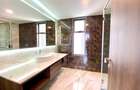 3 Bed Apartment with En Suite in Brookside - 18