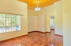 6 Bed Townhouse with En Suite at Convent Drive - 30
