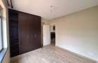 3 Bed Apartment with En Suite at Near Isk - 10