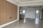 3 Bed Apartment with En Suite in Riverside - 6
