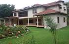5 Bed House with En Suite at Flem Tree - 3