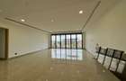 4 Bed Apartment with En Suite in Spring Valley - 10