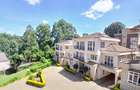 5 Bed Townhouse with En Suite at Lavington Green - 5