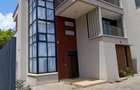 5 Bed Townhouse with En Suite in Lavington - 17