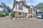 4 Bed Townhouse with En Suite at Lavington Estate - 17