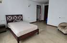 4 Bed Apartment with En Suite at 6Th Parklands - 12