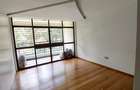 5 Bed Townhouse with En Suite at Off Convent Drive - 9