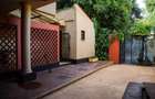5 Bed Townhouse with En Suite at Rhapta Road - 11