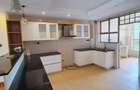 3 Bed Apartment with En Suite at Othaya Road - 5