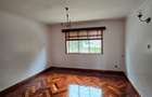 4 Bed Townhouse with En Suite in Kitisuru - 11
