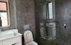 4 Bed Townhouse with En Suite in Lake View - 11