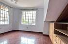 5 Bed Townhouse with En Suite in Lavington - 9