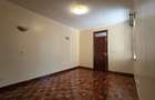 5 Bed House with En Suite in Lavington - 7