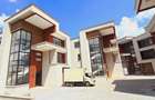 5 Bed Townhouse with En Suite in Lavington - 2