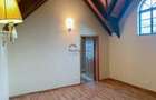 5 Bed Townhouse with En Suite in Kileleshwa - 11