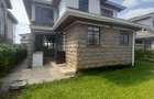 4 Bed House with En Suite at Komrade - 14