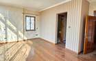 5 Bed Townhouse with En Suite at Lavington Green - 7