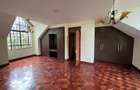4 Bed Townhouse with En Suite in Lavington - 5