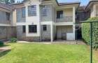 5 Bed Townhouse with En Suite in Lavington - 2