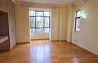 5 Bed Townhouse with En Suite at Lavington Green - 11