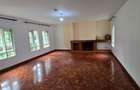 4 Bed House with En Suite at Hill View 44 - 8