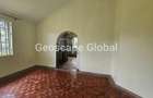 5 Bed House with En Suite in Nyari - 13