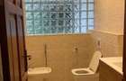 5 Bed Villa with Swimming Pool in Runda - 20