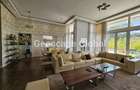 4 Bed Townhouse with En Suite in Westlands Area - 7