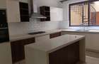 5 Bed Townhouse with En Suite in Lavington - 3