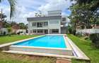 5 Bed House with En Suite at Runda - 1