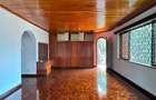 5 Bed Townhouse with En Suite in Kilimani - 13