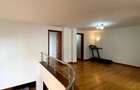 5 Bed Villa with En Suite in Spring Valley - 8