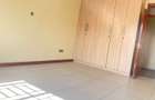 4 Bed Apartment with En Suite at Parklands - 11