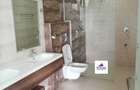 4 Bed Apartment with En Suite in Parklands - 17