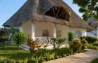 6 Bed Villa with En Suite in Watamu - 3