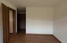 5 Bed Villa with En Suite in Nyari - 8