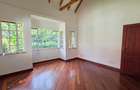 5 Bed Townhouse with En Suite at Rossylin Lone Tree - 14