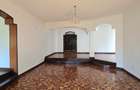 5 Bed Townhouse with En Suite in Nyari - 3