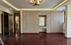 6 Bed Townhouse with En Suite in Lavington - 11